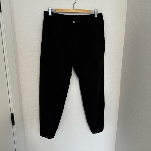 Athleta Distance Rainier Joggers Solid Black Size Large Women’s - Picture 7 of 11